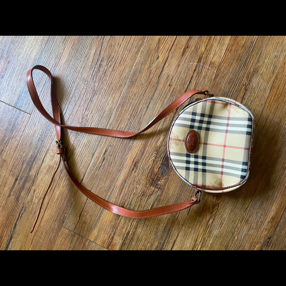 Vintage Burberry bag.